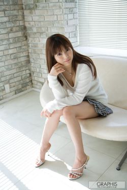 《郑希怡掉裤子》