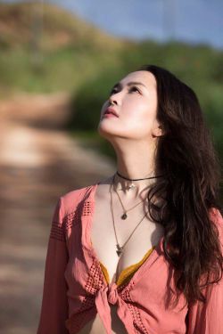这一组交通警察手势是什么信号?()